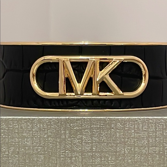 Michael Kors Black and Gold Bracelet - Picture 6 of 7